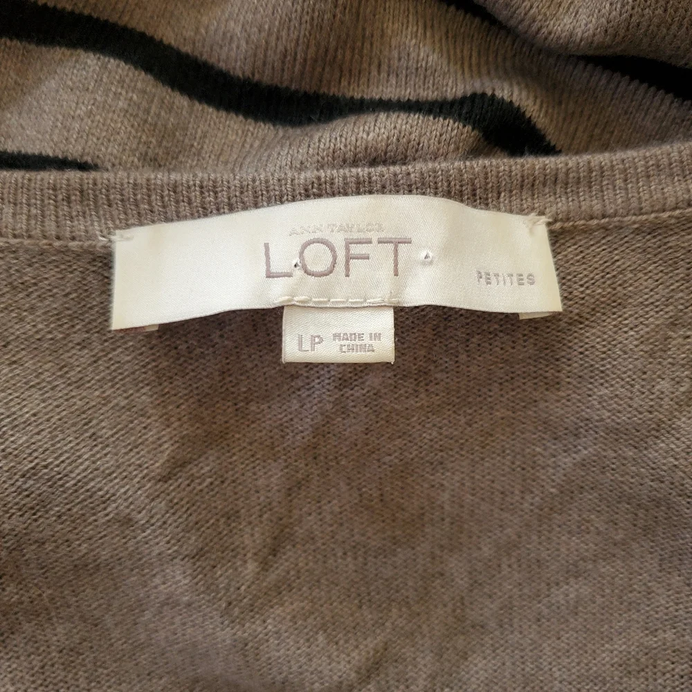 Loft sweater dress size large petite. - Picture 4 of 5